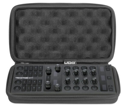 UDG Creator NI Traktor X1 MK3 Hardcase BL U8503BL